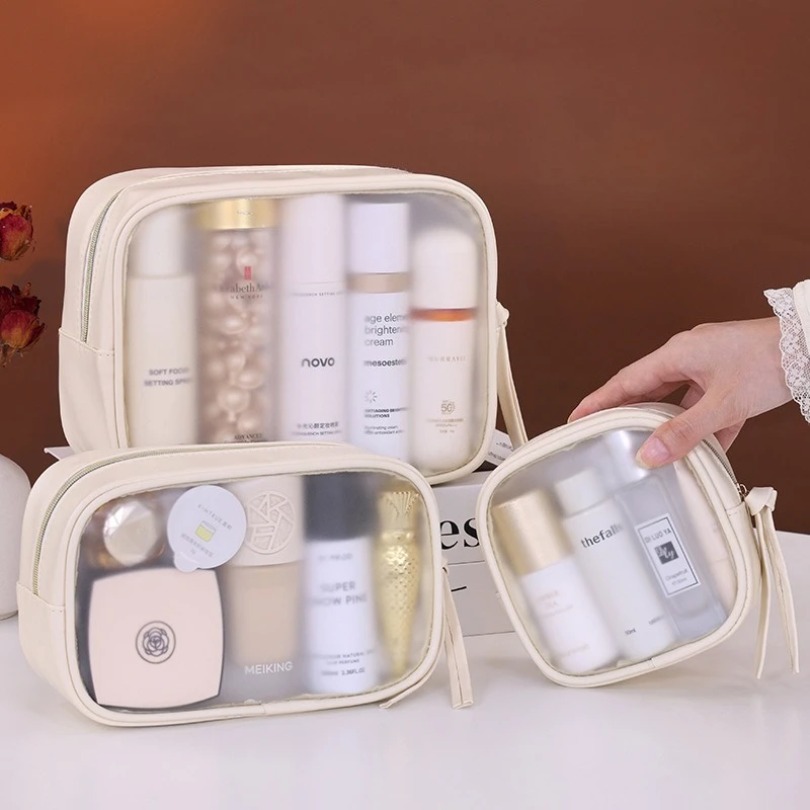 مجموعة حقائب مكياج فاخرة شبه ش - مراجعة Luxury Skincare Samples وسعره