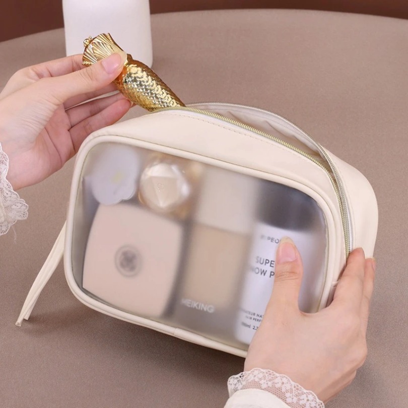 مجموعة حقائب مكياج فاخرة شبه ش - مراجعة Luxury Skincare Samples وسعره